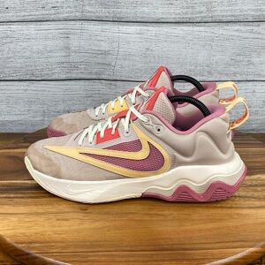 Nike Giannis Immortality 3 Fossil Stone Desert Berry Shoe DZ7533-200 Mens Size 8